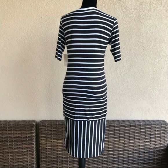 LuLaRoe Julia Dress Black White‎ Horizontal Vertical Stripes NEW NWT Small - Picture 3 of 6
